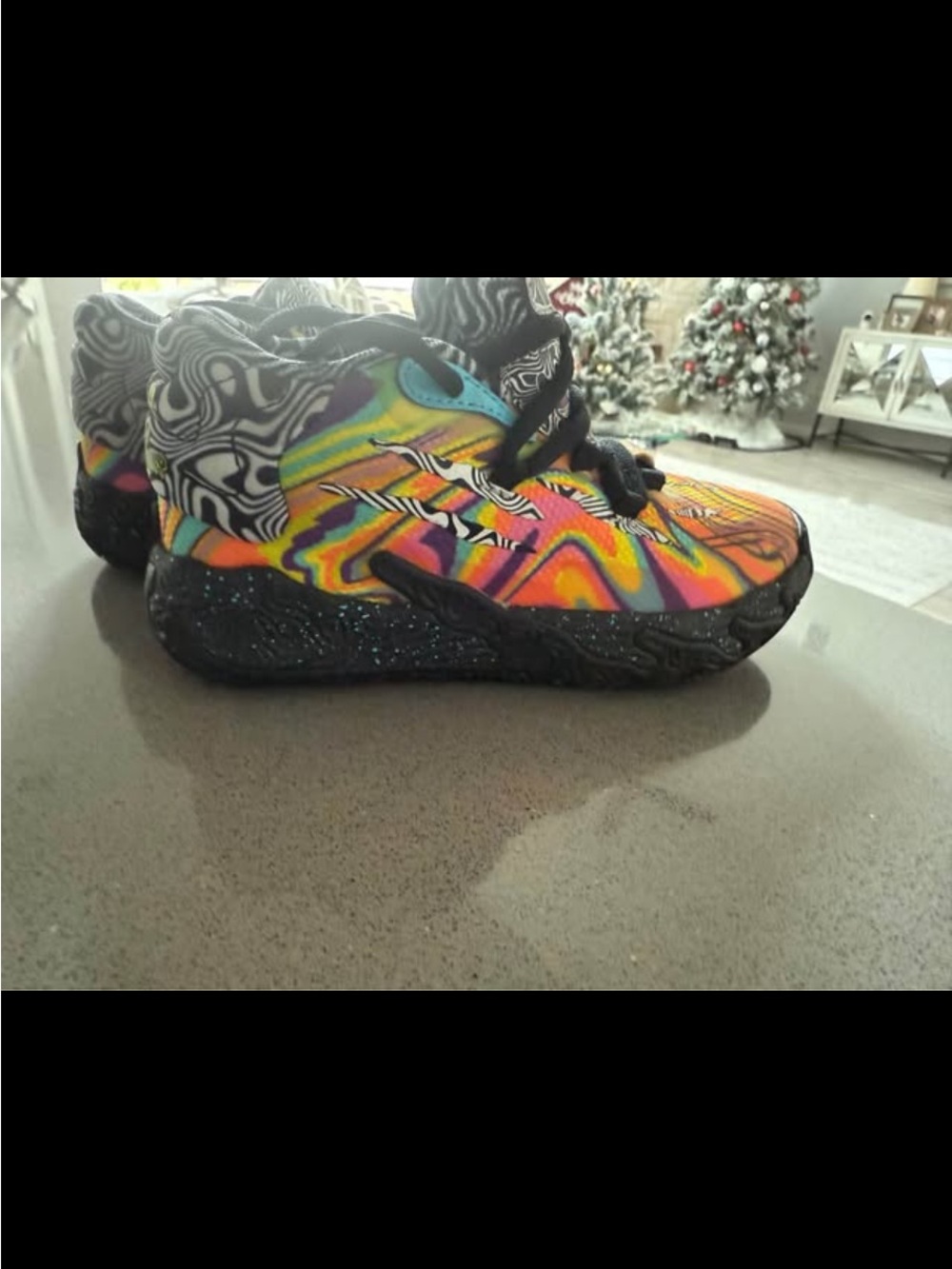 Reebok Kids Neon Rainbow Pattern Sneakers with Black Speckled Sole